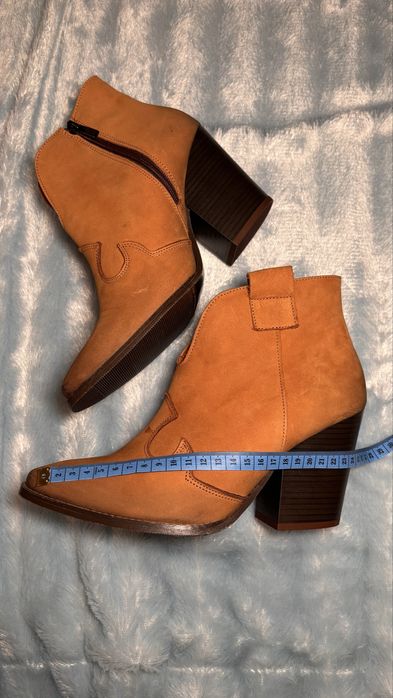 Botki, kowbojki rozm. 40