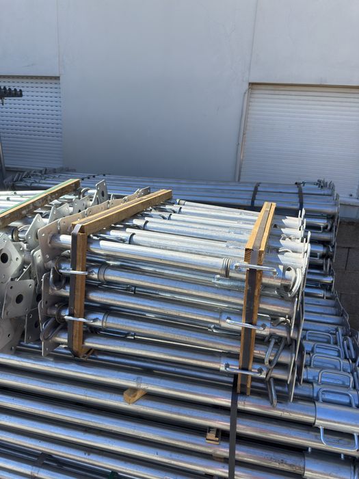 Escora Galvanizada 80cm a 1,3 metros 48x1,6mm novas