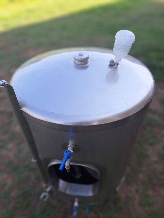 Cuba inox 200L Macedo Cavaleiros (vindima)