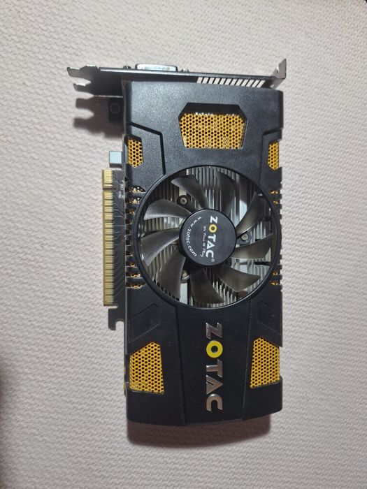 ZOTAC GTX 550 Ti 1GB GDDR5 – стан ідеальний, як нова!