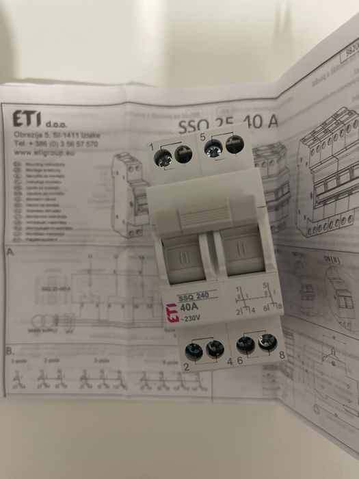 Перемикач перекидний