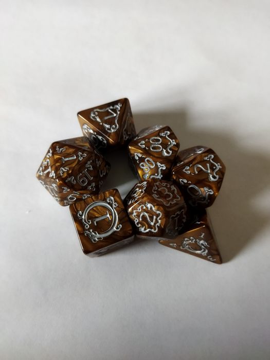 Zestaw kości do RPG Smocze kostki do gry czarne i brązowe