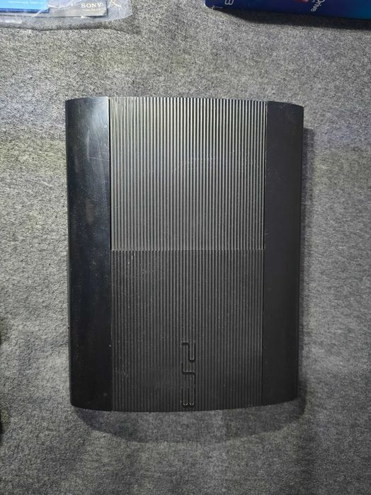 Playstation 3 Super Slim pudełko 2 pady dysk 250gb ps3