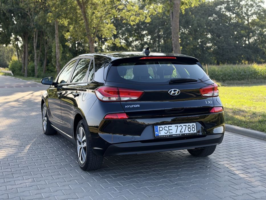 Hyundai i30 • 12.2017r • 90 tys km • 1-właściciel •LED • Kamera •