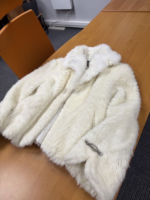 Futerko kremowe krótkie Kurtka futrzana biała ecru M