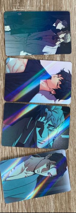 картки-мерч с персонажами манг