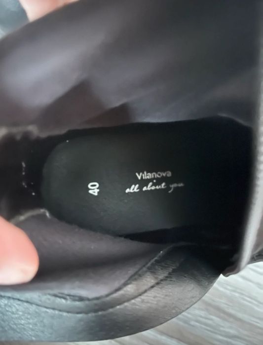 Botas de pele pretas