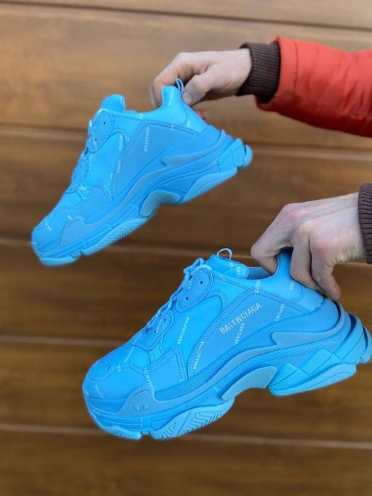 Оригінальні кросівки Balenciaga Triple S