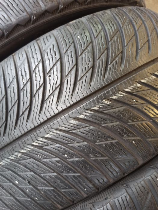 Зимняя резина 245/45 R18 Michelin Pilot Alpin 5