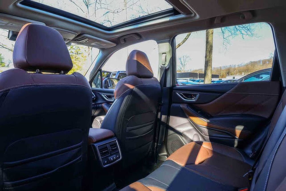 Subaru Forester Touring Crossover      2024