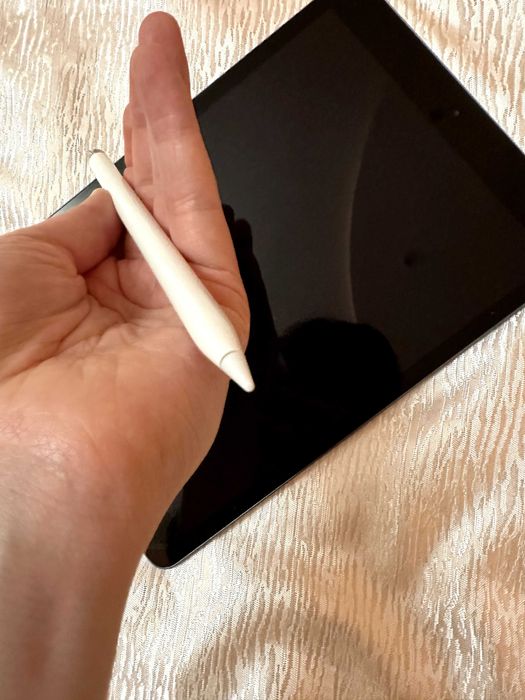 Apple Pencil (1st Gen) + подарунок: запасні накінечники
