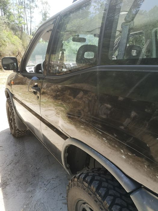 Vendo Nissan Terrano ll