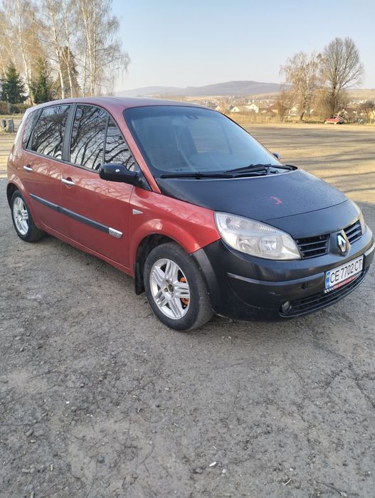 Продаж Меган Сценік