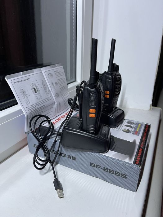 Продам рації нові