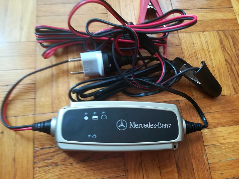 Prostownik do akumulatorów Mercedes Benz