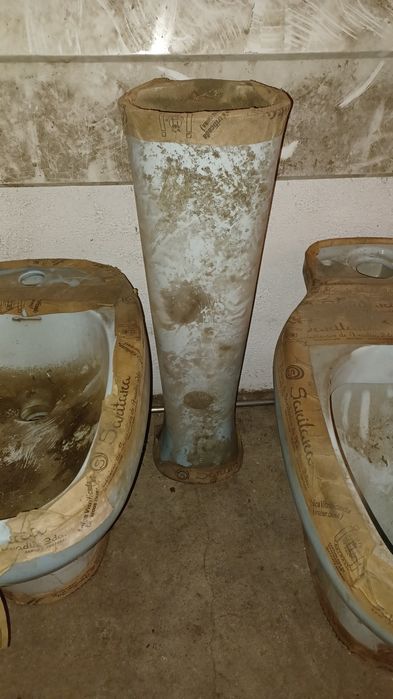 Louças lavatório sanita bidé