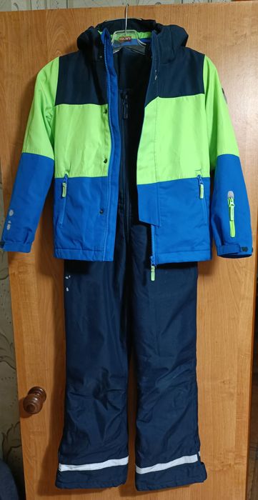 Теплий термо комплект штани комбінезон куртка 134 якістний зручний