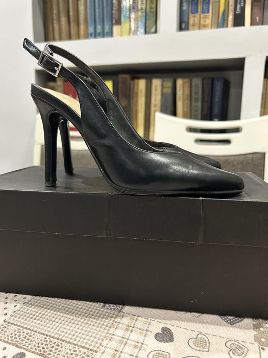 Босоніжки, 36р. (стан нових)