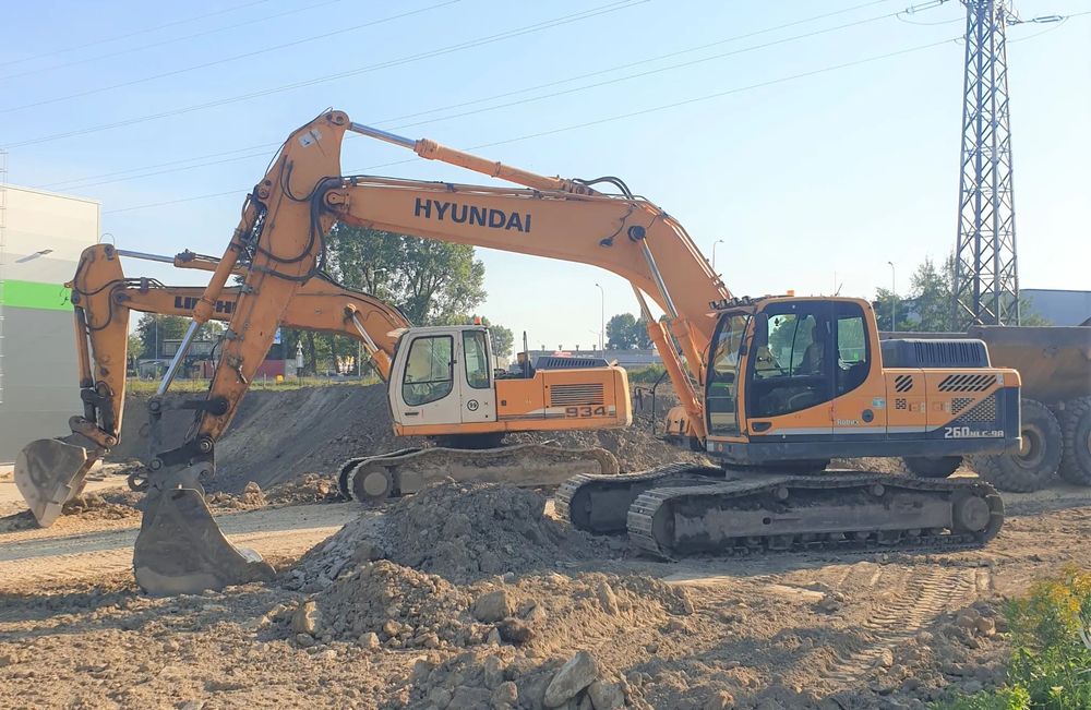 Hyundai R-260 NLC-9  szer transportowa 3m