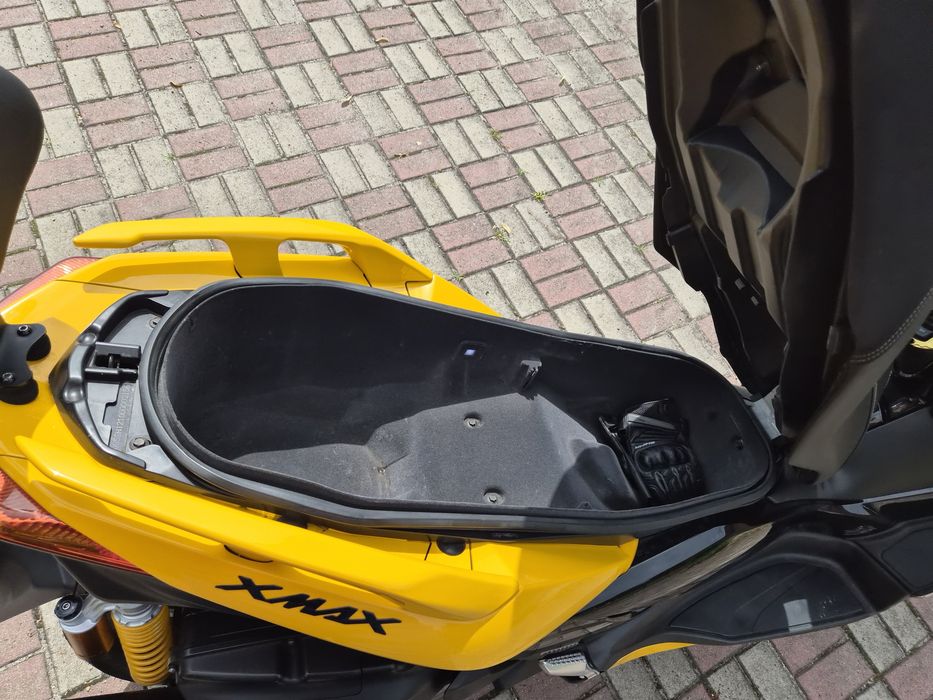 Yamaha X-MAX 400 / 125  kat. B