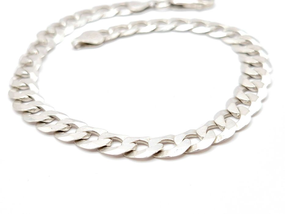 Bransoletka wykonana ze srebra próby 925