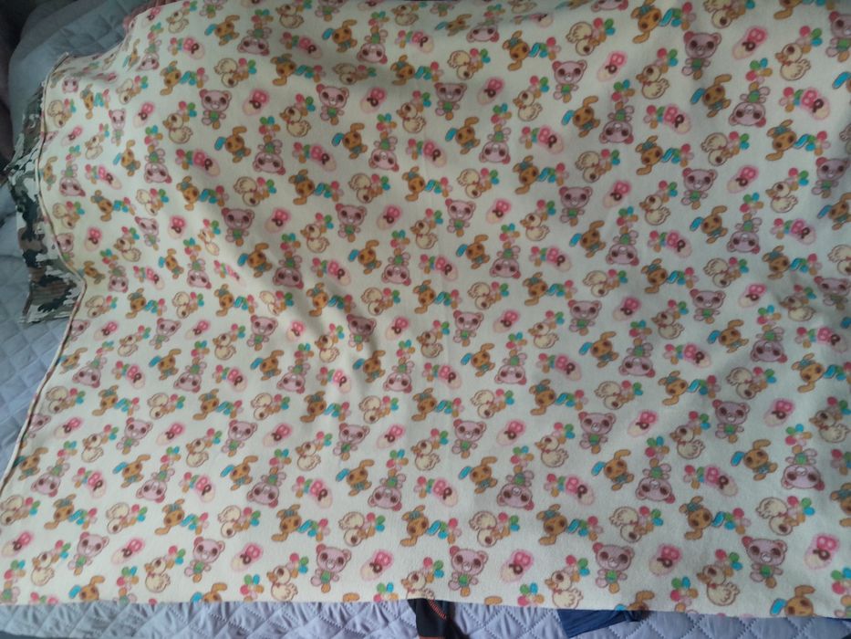 Kocyk dziecięcy w miśki 120x160