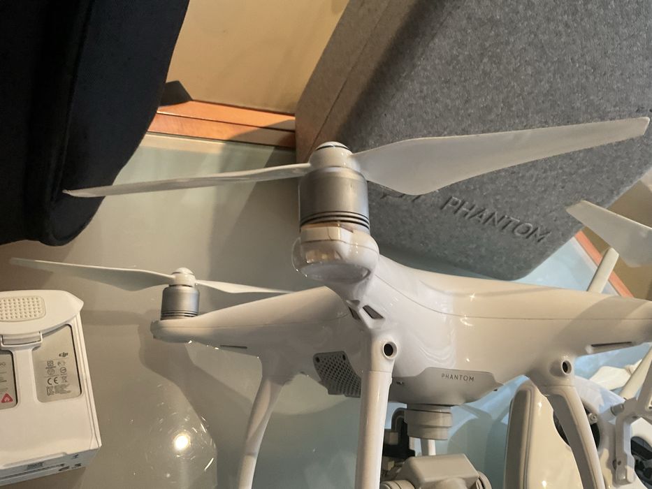 Drone DJI Phanton 4 mais extras