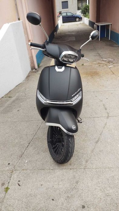 Moto em estado de zera