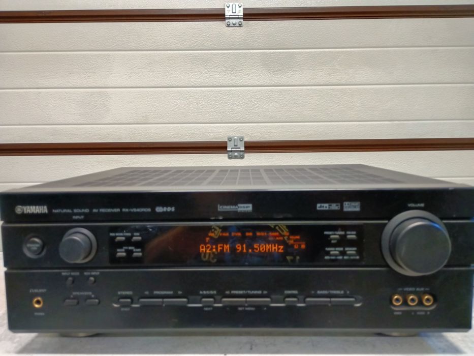 Amplituner Yamaha RX-V540RDS, defekt