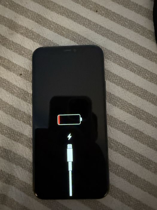 Vendo iphone 11 pro  64 gb
