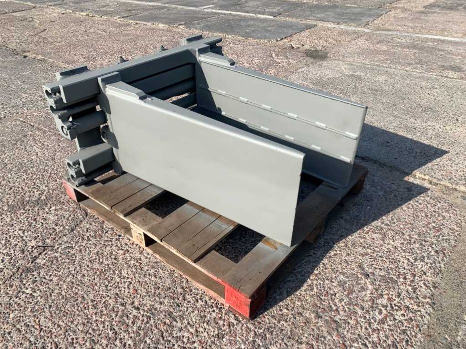 Захват бічний для ТЮКів. Розкриття лап 180 см, мінімальне 50 см.