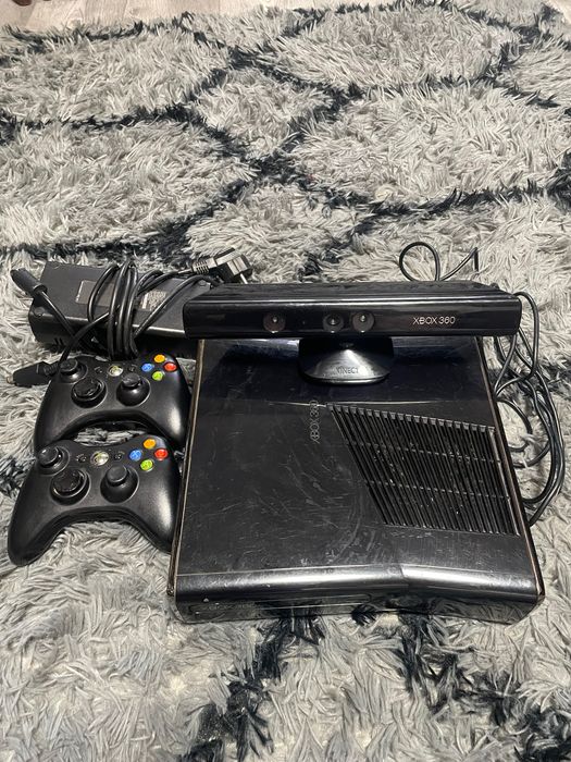 Xbox 360 S CONSOLE