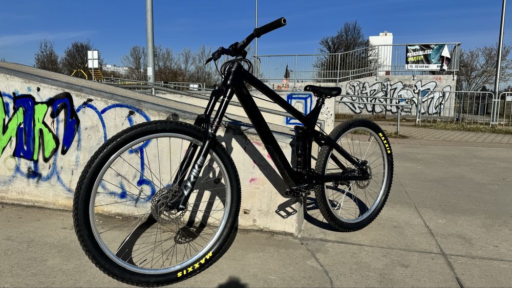 Trek Remedy 8 Carbon 2018r dirt fr freeride jibber enduro rock shox