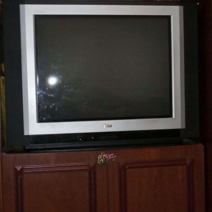 Телевизор кинескопный LG