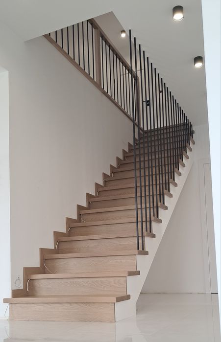 Schody drewniane/ schody z drewna