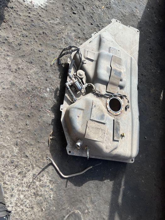 Бак бензобак Лексус рх Lexus rx 400 gibrid г07