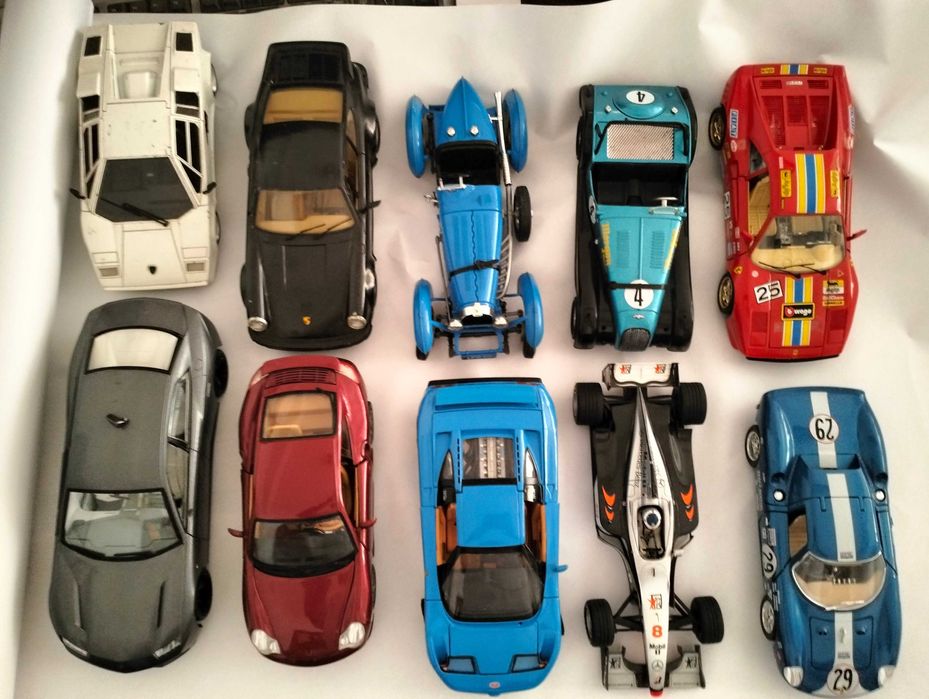 Diversas miniaturas 1:18 - Polistil-Bburago- Mondo Motors/Minichamps