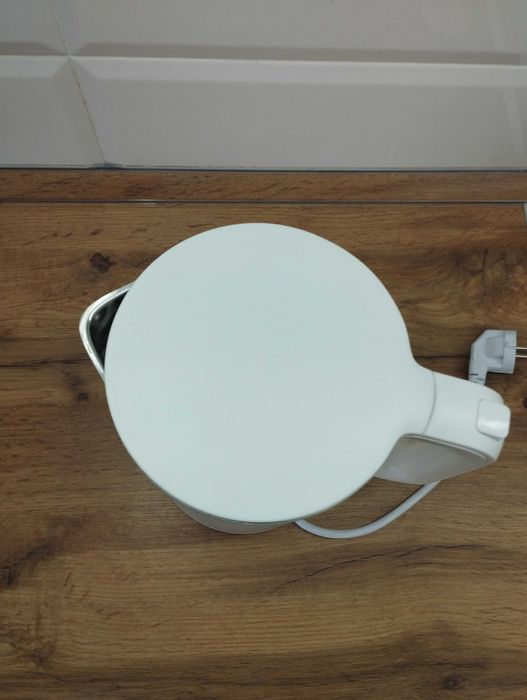 Электрочайник Prime Technics PKP 1765 W