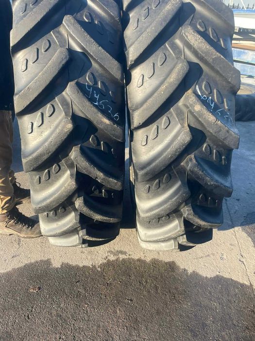 320/85R36Kleber Tracker JJ635 JJ636 Komplet