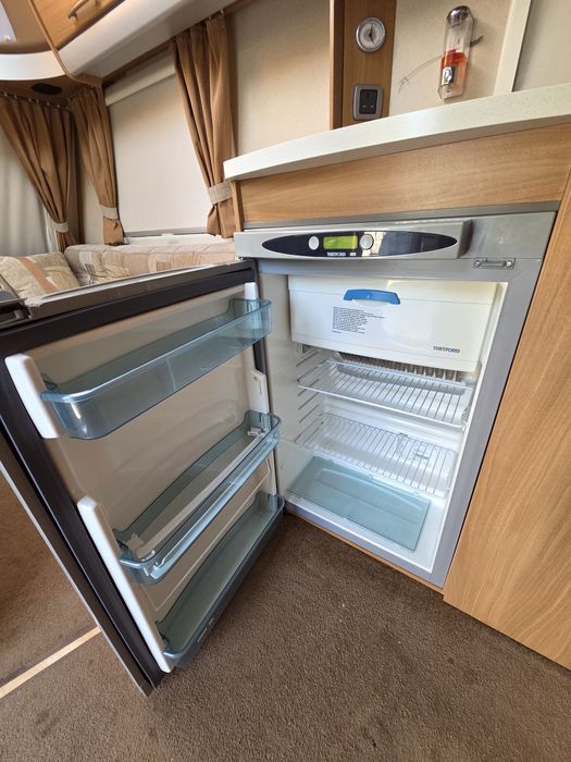 ACE Viscount автобудинок
Гарний дуже! зручний  та затишний будинок для