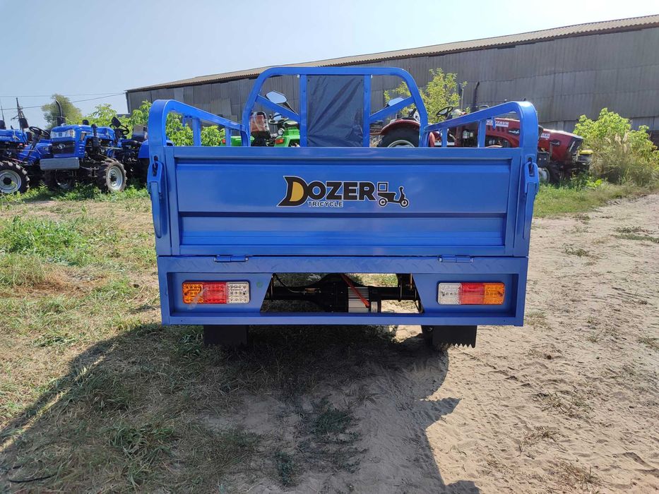 Трицикл аккумуляторный Dozer 1200E Индия Доставка бесплатная