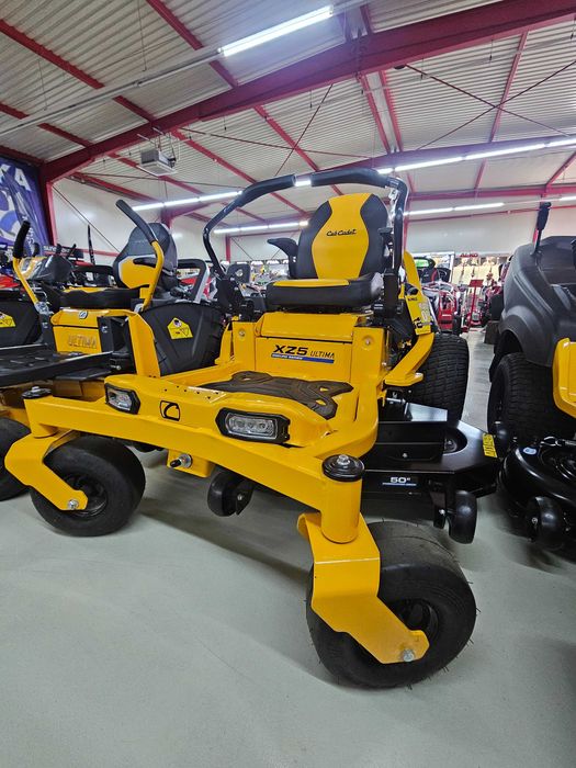 traktor kosiarka zero turn zero skręt cub cadet xz5 127cm xz5 50"  silnik kawasaki