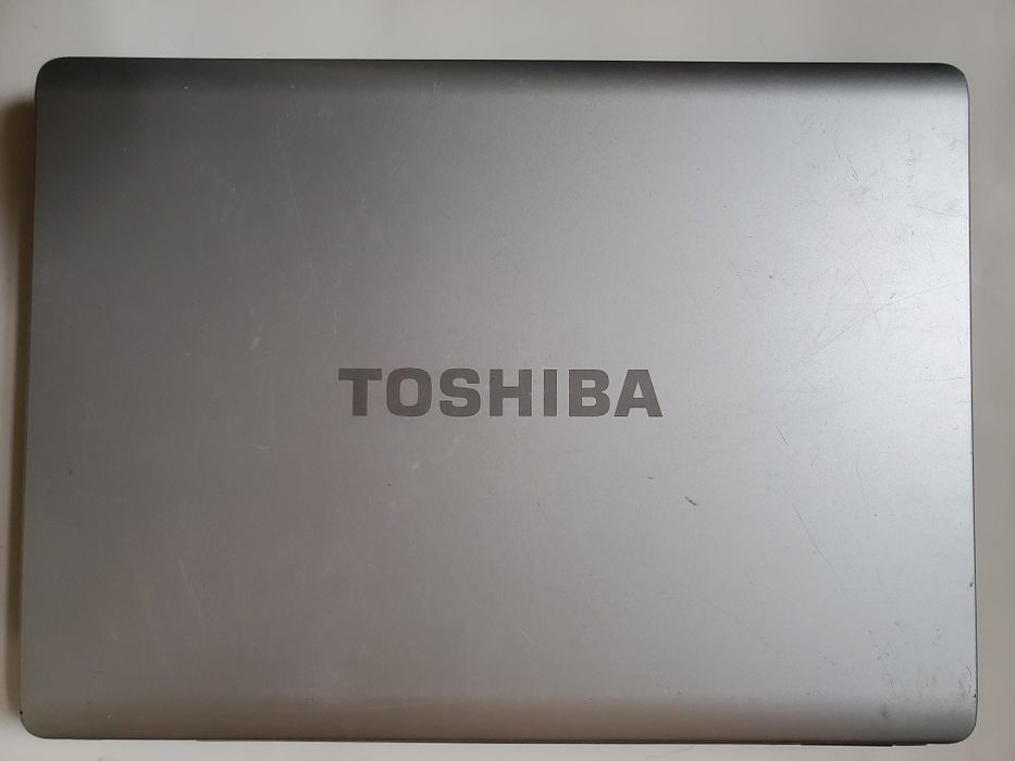 Ноутбук Toshiba satellite L300 L300-11Q