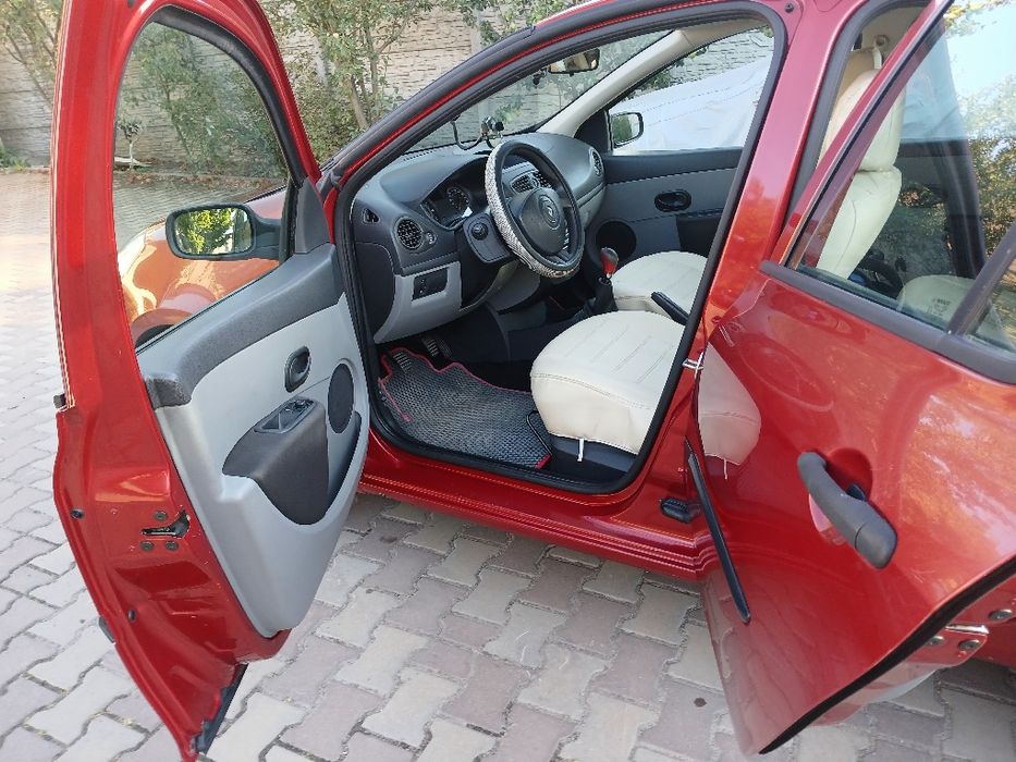 Renault Clio з кондиціонером