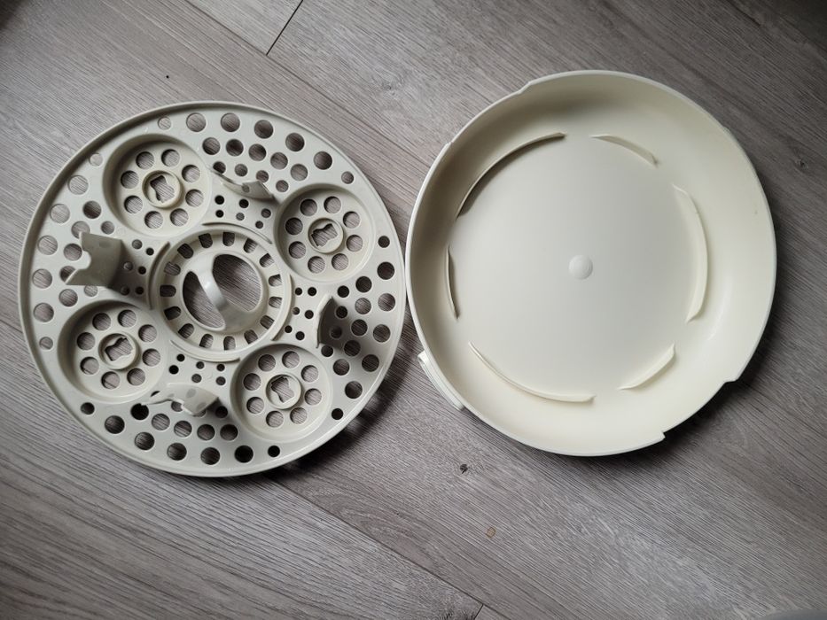 Sterylizator mikrofalowy parowy Tommee Tippee na butelki i smoczki