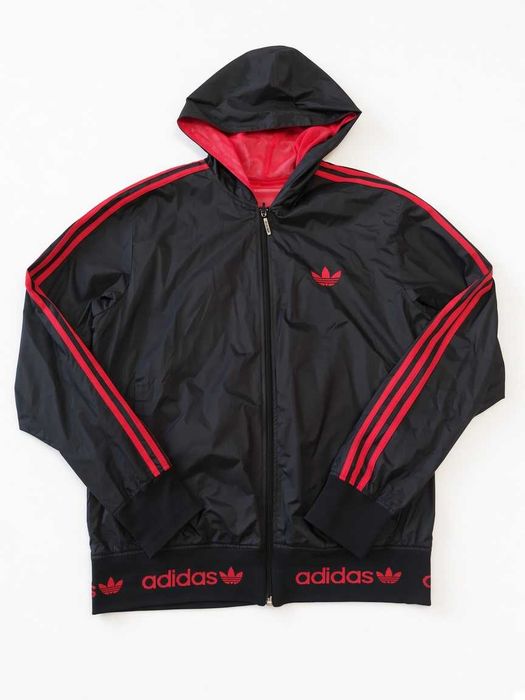 НОВАЯ !  Ветровка Adidas, винтажная. Нейлон с сеткой