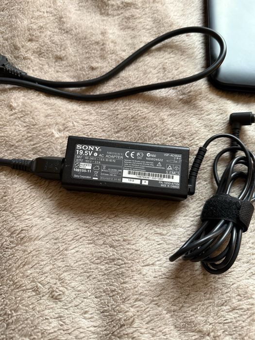 Ноутбук Sony Vaio (svf152a29v)