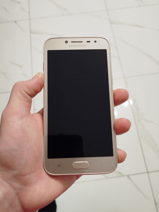 Телефон Samsung galaxy J2 1,5/16gb