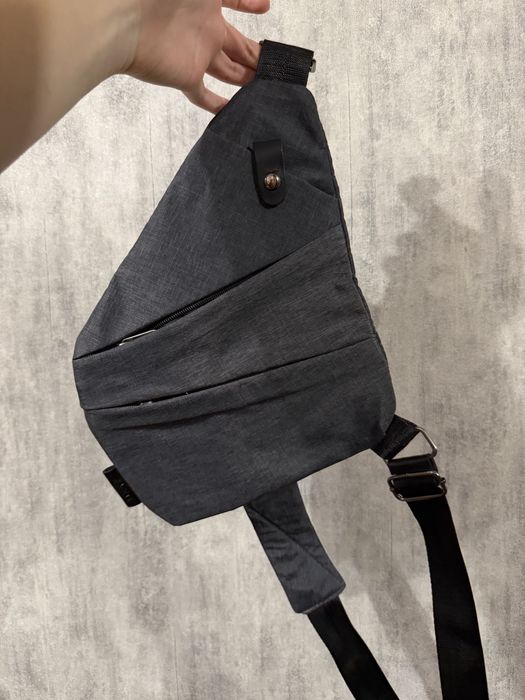 Сумочка сіра через прече