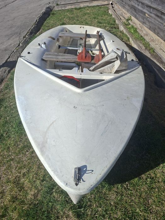 Łódka wędkarska rekracyjna